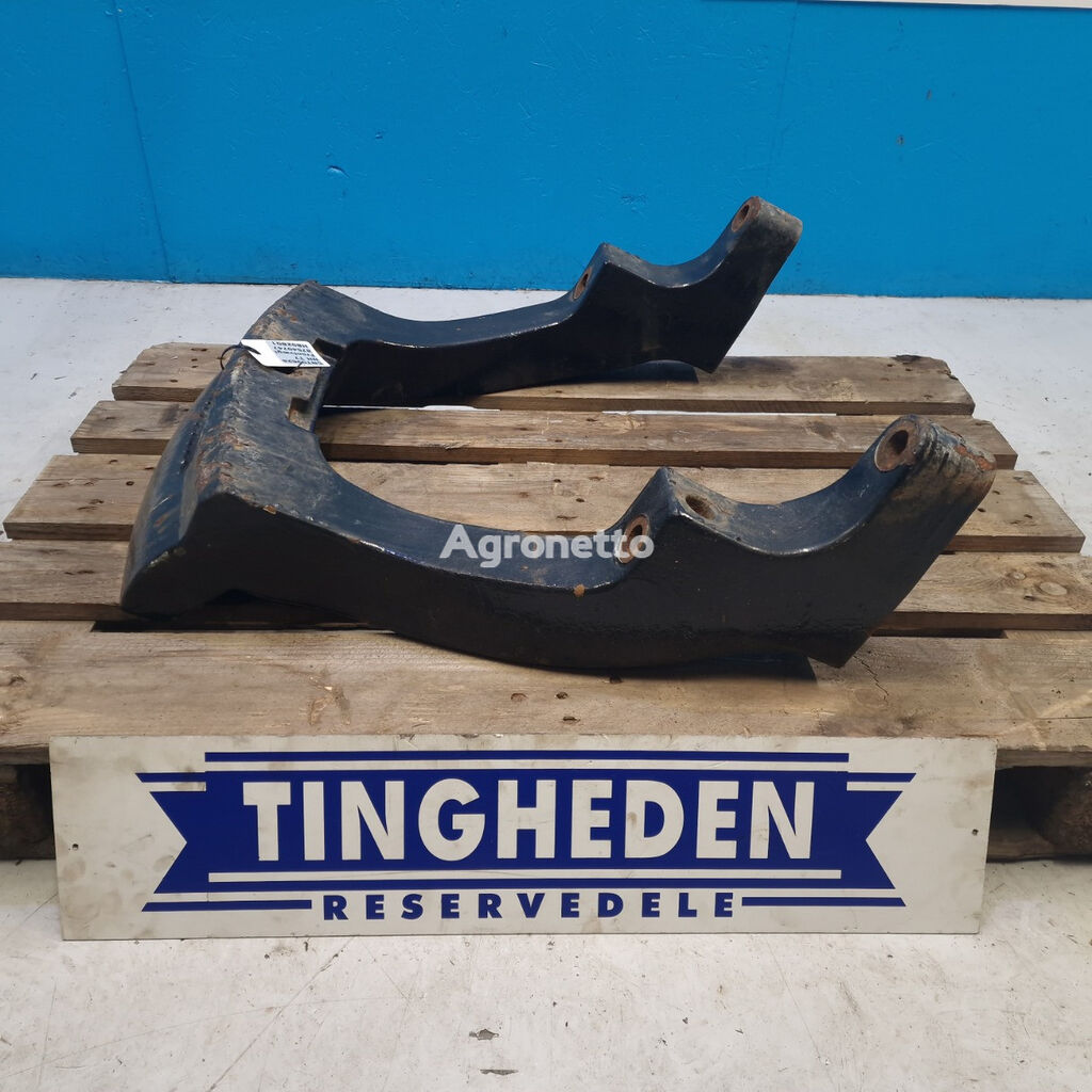 New Holland T7 tractor counterweight