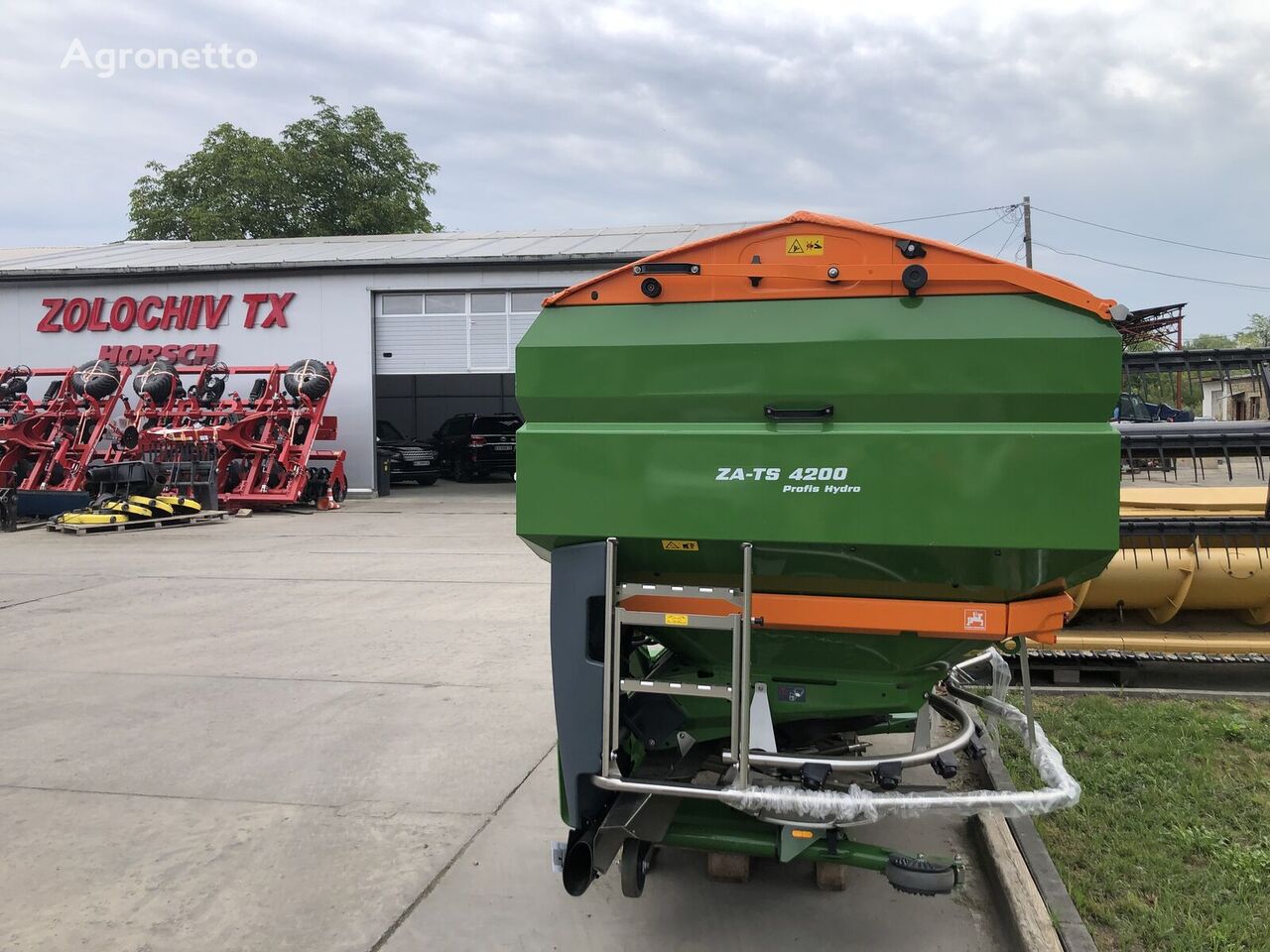 new Amazone ZA-TS 4200 Profis Hydro mounted fertilizer spreader