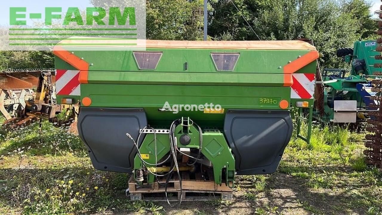 profi mounted fertilizer spreader