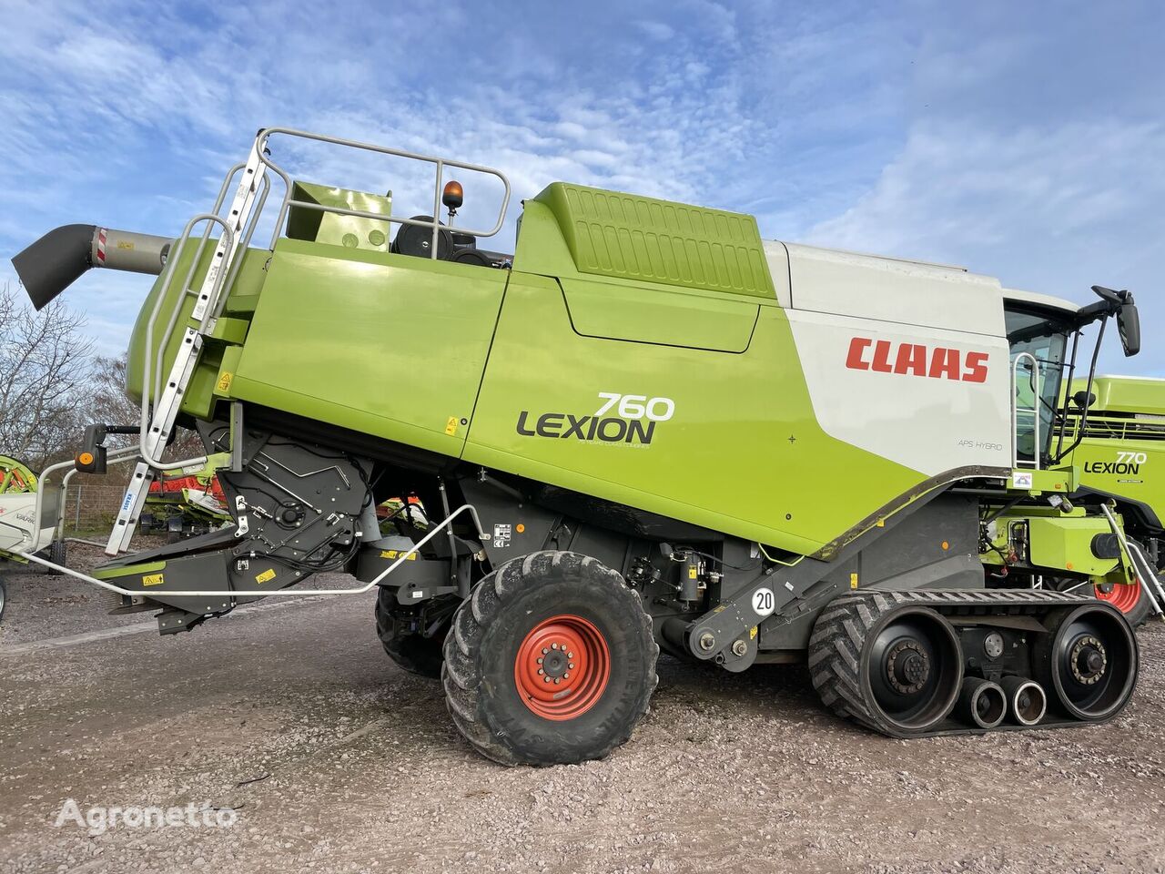 Claas Lexion 760 TT  grain harvester