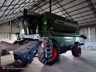 Fendt 8350 grain harvester