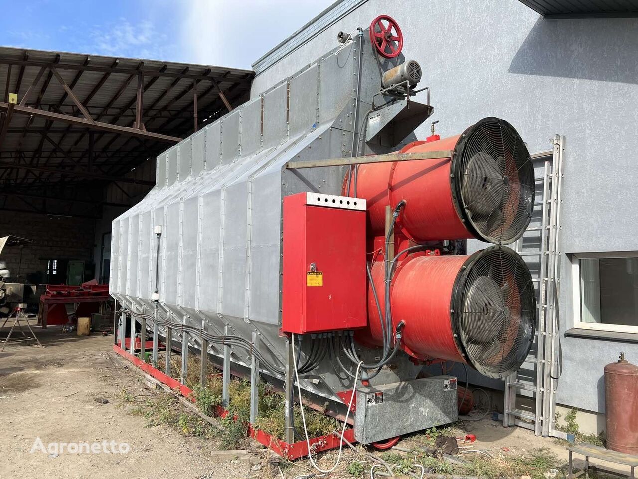 Farm Fans 200 tonn/sutky na propane. Obmin!!! mobile grain dryer