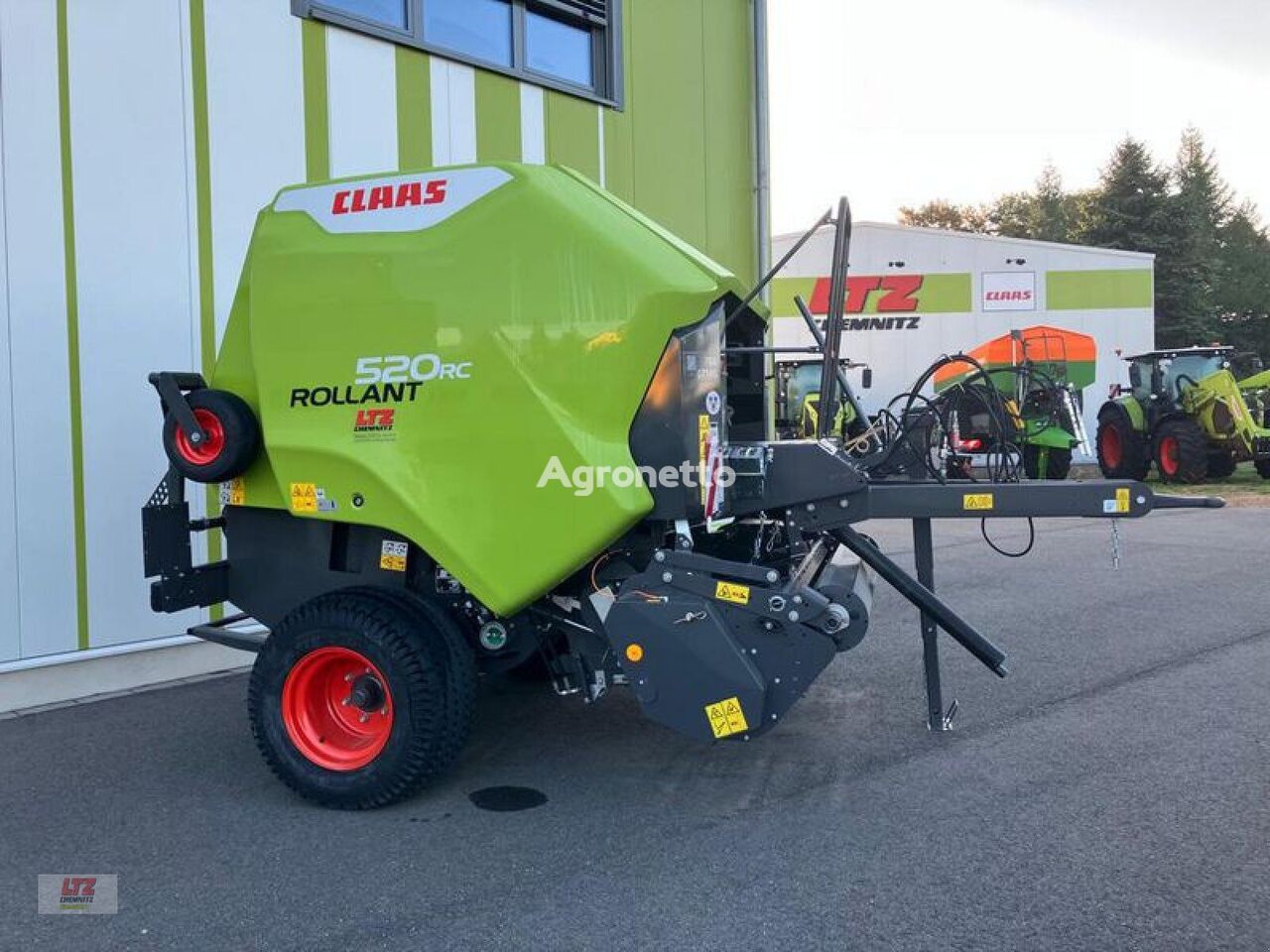 new Claas ROLLANT 520 RC  round baler