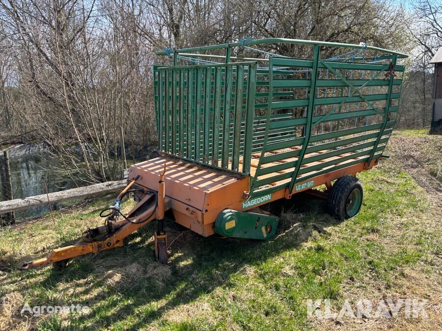 Hagedorn LG 22-UT self-loading wagon