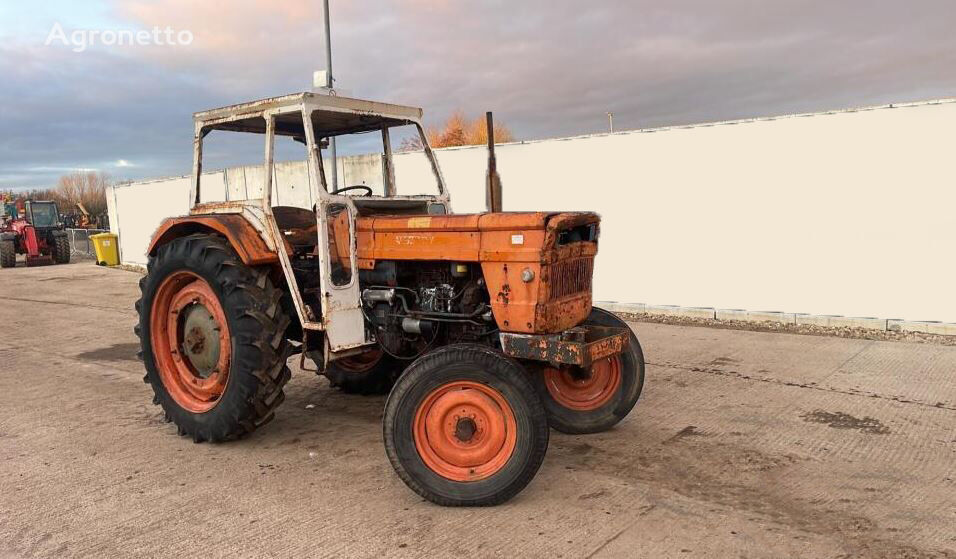 FIAT 670 wheel tractor