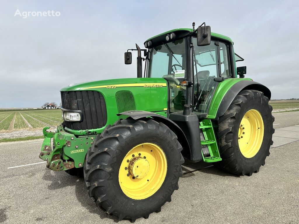 John Deere 6820 wheel tractor