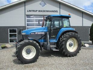 New Holland 8670 wheel tractor